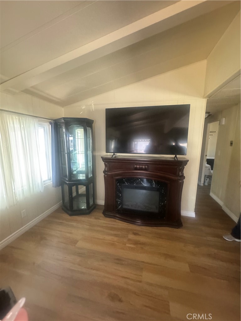 MLS #OC25245863 image #8