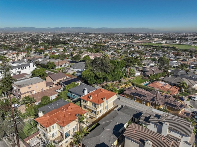 Detail Gallery Image 56 of 60 For 204 N Prospect #B,  Redondo Beach,  CA 90277 - 4 Beds | 3 Baths