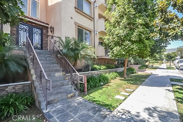 Image 2 for 5132 Maplewood Ave #106, Los Angeles, CA 90004