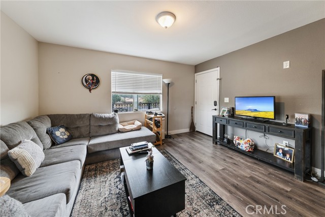 8963 Bold Ruler Lane, Jurupa Valley CA: https://media.crmls.org/medias/23acdb74-1f58-442b-8f3a-7fc457240d71.jpg