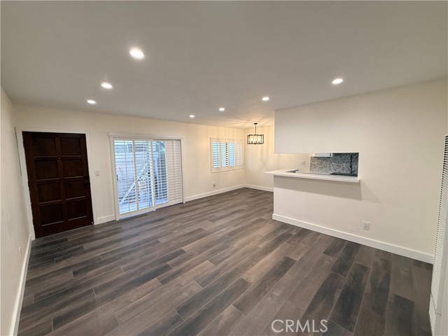 1522 S Centinela, Los Angeles CA: https://media.crmls.org/medias/23acefea-b063-45cb-b1aa-7f7b64927bf0.jpg