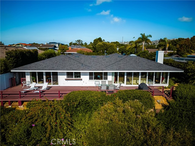 2815 Blue Water Drive, Corona del Mar CA: https://media.crmls.org/medias/23ad86ba-3e3c-4b5a-8061-991c964f5078.jpg