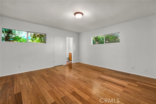 Detail Gallery Image 36 of 52 For 18419 Linnet, Tarzana,  CA 91356 - 3 Beds | 3 Baths