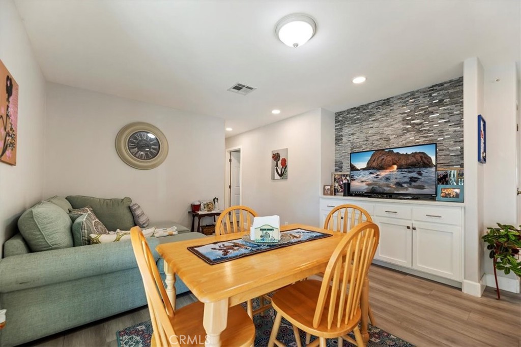 MLS #IG25259183 image #21