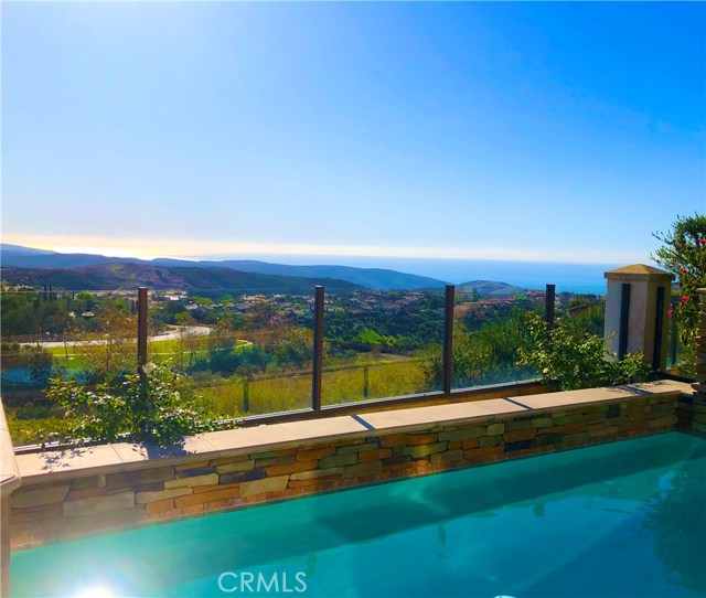 7 Coastal Canyon Drive