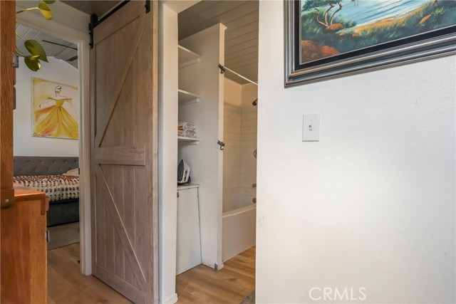 Detail Gallery Image 7 of 32 For 10799 Sherman Grove Ave #82,  Sunland,  CA 91040 - 1 Beds | 1 Baths