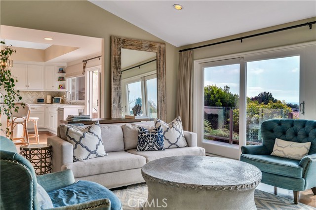 Detail Gallery Image 8 of 53 For 1232 via Coronel, Palos Verdes Estates,  CA 90274 - 4 Beds | 3 Baths