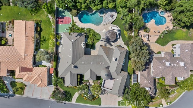 6945 E Hidden Oaks Lane, Orange CA: https://media.crmls.org/medias/23af21b4-3432-45c0-9d5d-b350b14b9fda.jpg