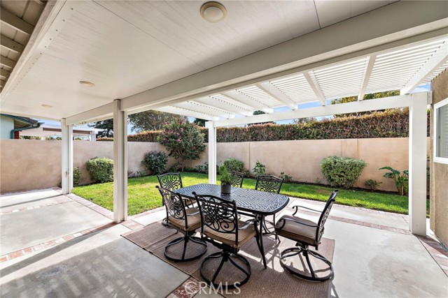 Detail Gallery Image 18 of 34 For 6202 Kimberly Dr, Huntington Beach,  CA 92647 - 4 Beds | 3 Baths