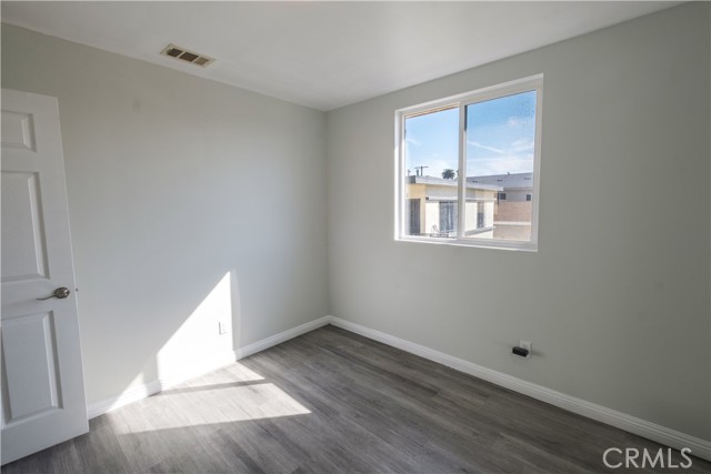 Detail Gallery Image 17 of 37 For 149 W Colden, Los Angeles,  CA 90003 - – Beds | – Baths