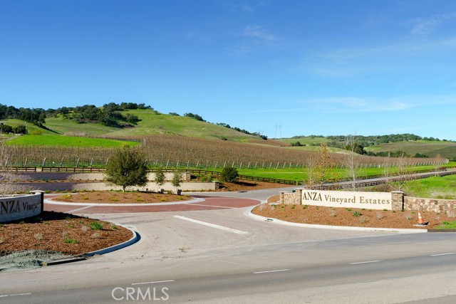 Detail Gallery Image 24 of 29 For 518 Bella Terra Ct, San Luis Obispo,  CA 93401 - – Beds | – Baths