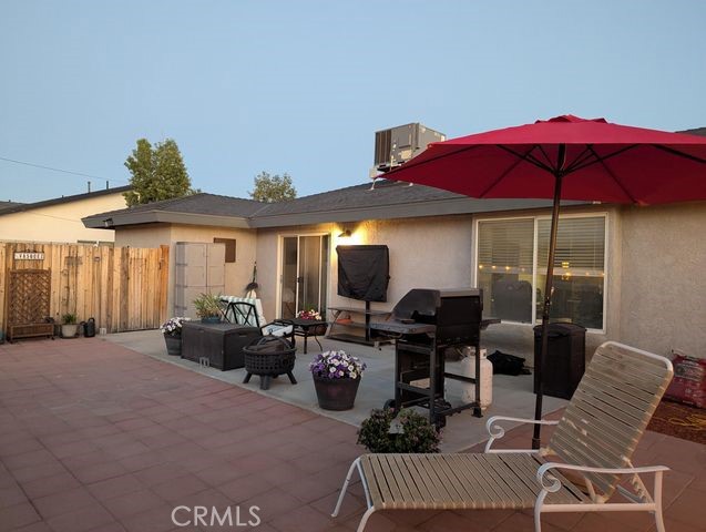 9817 Karen Avenue, California City CA: https://media.crmls.org/medias/23b10db0-d118-4f2e-8750-58d9c60cb85e.jpg