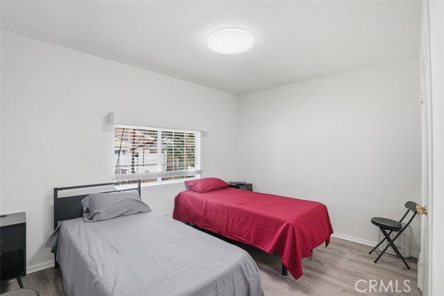 7958 Tampa Ave, Reseda CA: https://media.crmls.org/medias/23b12b51-27e6-4ca0-a566-046d34d0928b.jpg