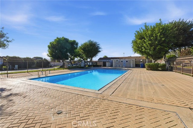 1602 Byron Court, Pomona CA: https://media.crmls.org/medias/23b17a62-b1b8-4f9d-8871-674ad99cfd4c.jpg