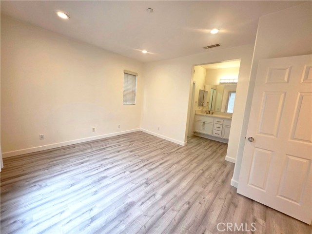 Detail Gallery Image 4 of 9 For 1302 Noutary Dr, Fullerton,  CA 92833 - 2 Beds | 2 Baths