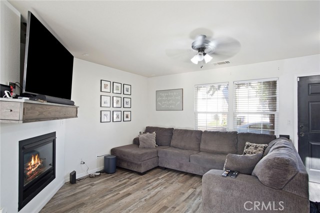 Detail Gallery Image 7 of 29 For 3749 Morningside Ave, Merced,  CA 95348 - 3 Beds | 2/1 Baths