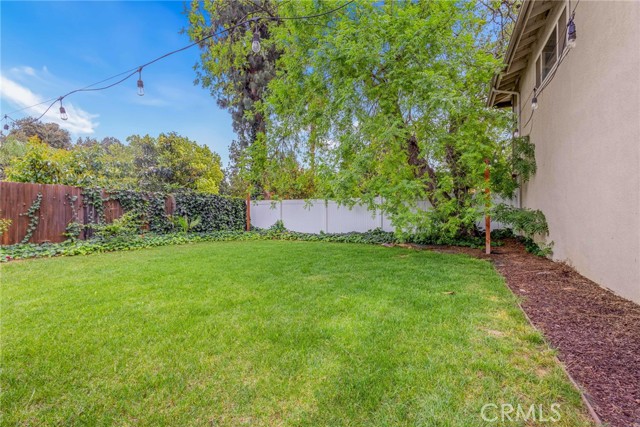 Detail Gallery Image 15 of 67 For 2367 Deerhorn Dr, Riverside,  CA 92506 - 4 Beds | 2/1 Baths