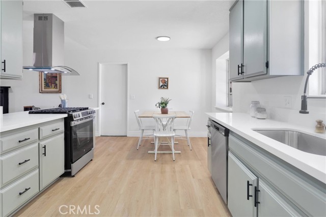 21229 Balsa Street, Apple Valley CA: https://media.crmls.org/medias/23b203fd-441f-4d1c-b438-8d57ddf18b4e.jpg