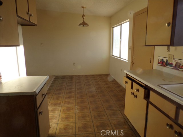 Detail Gallery Image 5 of 17 For 6810 Maude Adams, Twentynine Palms,  CA 92277 - 2 Beds | 1 Baths