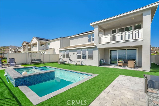 Detail Gallery Image 39 of 46 For 28511 Sparrow Way, Saugus,  CA 91350 - 5 Beds | 5 Baths