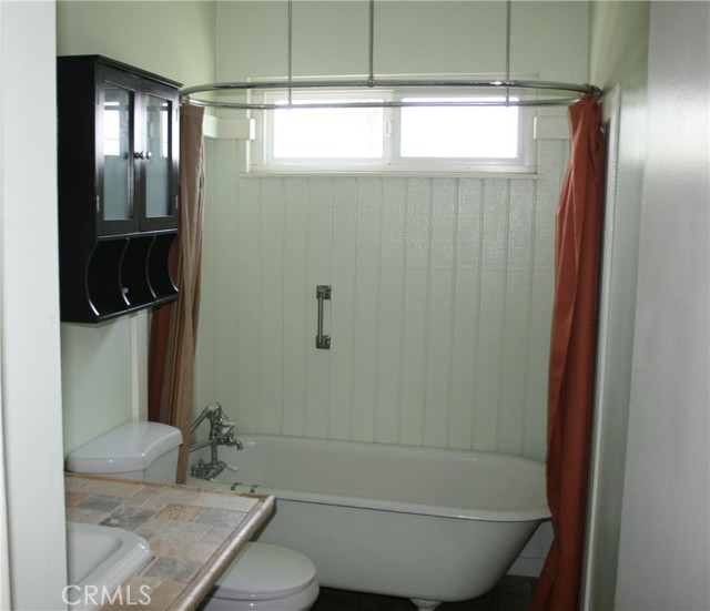 956 E Bastanchury Road, Placentia CA: https://media.crmls.org/medias/23b2d6fd-ce9f-484e-8d22-84ddc4136d12.jpg