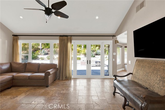 Detail Gallery Image 18 of 56 For 6535 E Yosemite, Orange,  CA 92867 - 4 Beds | 2 Baths