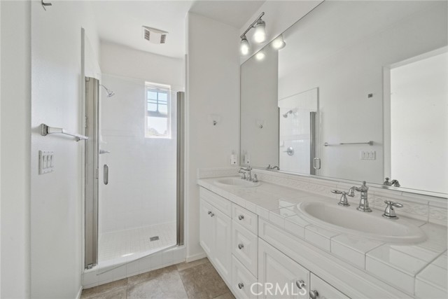 Detail Gallery Image 10 of 16 For 1314 Corte Venosa, Costa Mesa,  CA 92626 - 3 Beds | 2/1 Baths