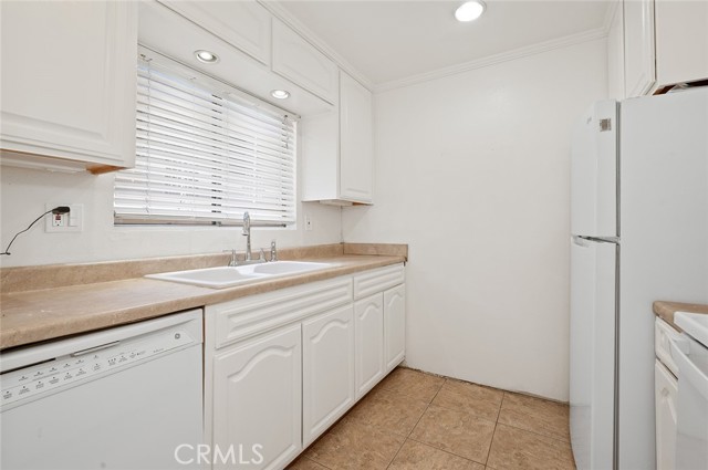 Detail Gallery Image 9 of 30 For 933 N Cedar St #6,  Inglewood,  CA 90302 - 2 Beds | 2 Baths