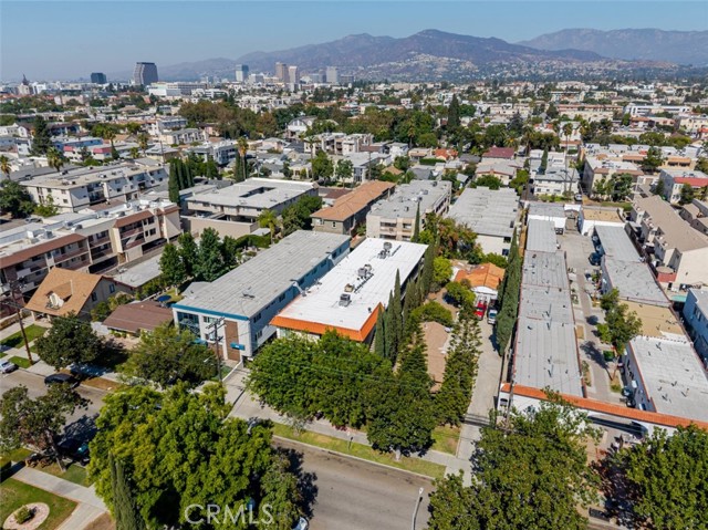 Detail Gallery Image 18 of 45 For 909 E Garfield #3,  Glendale,  CA 91205 - 2 Beds | 2 Baths
