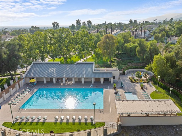 7476 Sequoia Lane, Highland CA: https://media.crmls.org/medias/23b4dbe2-a9b3-4bb0-8b9e-3f07e5675af3.jpg
