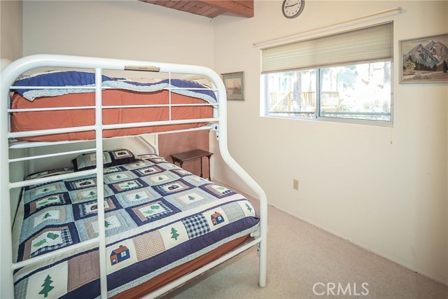 Detail Gallery Image 12 of 17 For 42640 La Placida Ave, Big Bear Lake,  CA 92315 - 2 Beds | 2 Baths