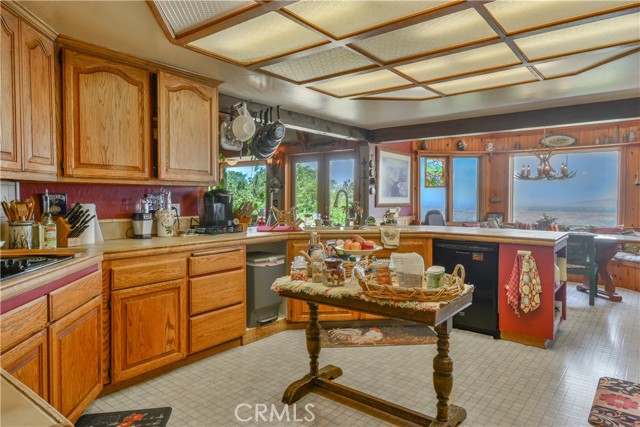 Detail Gallery Image 33 of 75 For 194 Cedar Lake Dr, Cedarpines Park,  CA 92322 - 7 Beds | 3/1 Baths