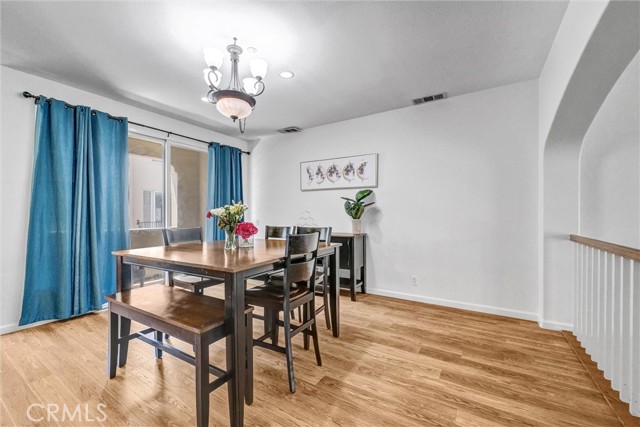 Detail Gallery Image 7 of 45 For 4440 Owens St #104,  Corona,  CA 92883 - 3 Beds | 2/1 Baths