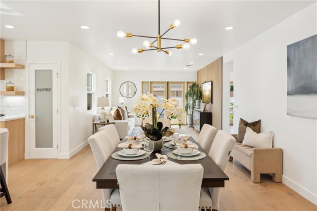 3945 S Norton Avenue, Los Angeles CA: https://media.crmls.org/medias/23b96bcd-8a57-490c-8b86-ee703f95c177.jpg