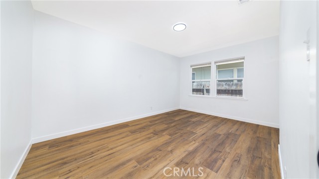 Detail Gallery Image 25 of 30 For 5816 Kester Ave, Sherman Oaks,  CA 91411 - – Beds | – Baths