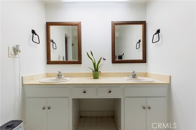 29641 Western Avenue, Rancho Palos Verdes, California 90275, 2 Bedrooms Bedrooms, ,2 BathroomsBathrooms,Residential,For Sale,Western,SB25180158