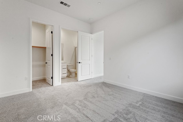 17744 Mcdowell Valley Drive, Riverside CA: https://media.crmls.org/medias/23ba21f5-29df-43e7-b56c-3799b396d3be.jpg