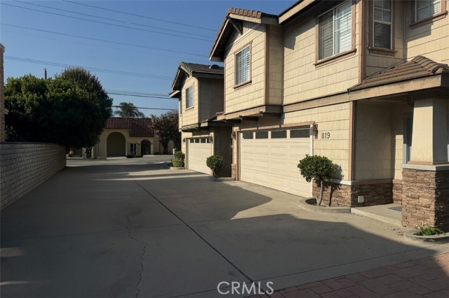 Detail Gallery Image 11 of 11 For 819 W Duarte Rd, Monrovia,  CA 91016 - 4 Beds | 2/1 Baths