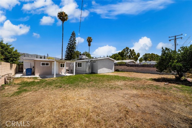 610 W Glen Lyn Drive, Glendora CA: https://media.crmls.org/medias/23ba999e-bd25-4e3e-9280-72a00f9b99a4.jpg