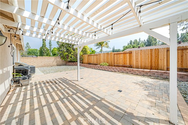 Detail Gallery Image 17 of 23 For 8340 Sedan Ave, West Hills,  CA 91304 - 3 Beds | 2 Baths