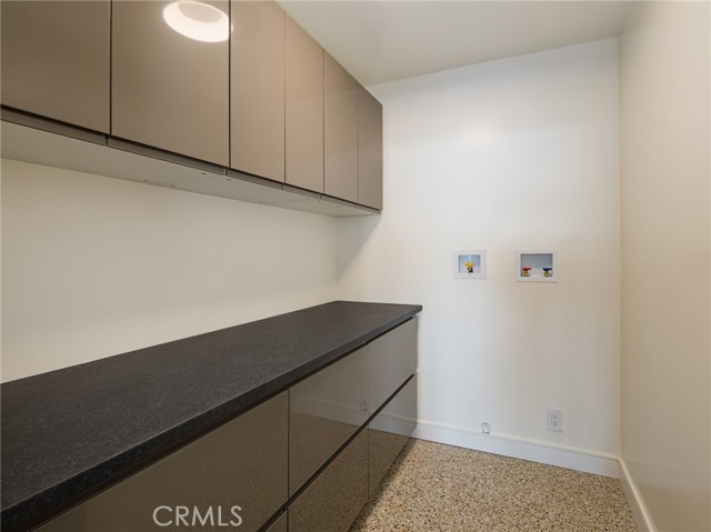 Detail Gallery Image 60 of 62 For 355 Hillcrest St, El Segundo,  CA 90245 - 5 Beds | 3 Baths