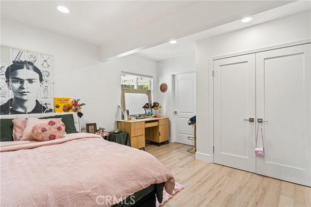 Detail Gallery Image 23 of 28 For 14622 Huston St, Sherman Oaks,  CA 91403 - 5 Beds | 5 Baths