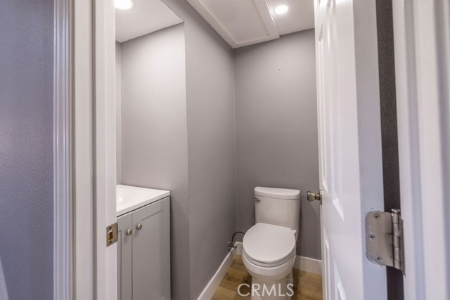 Detail Gallery Image 37 of 51 For 41941 Evergreen Dr, Big Bear Lake,  CA 92315 - 4 Beds | 4 Baths