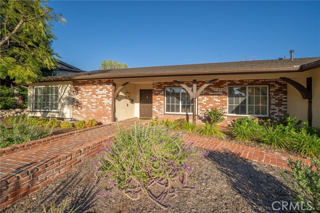 Detail Gallery Image 3 of 51 For 524 Mount Carmel Dr, Claremont,  CA 91711 - 4 Beds | 2/1 Baths