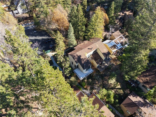 Detail Gallery Image 62 of 71 For 27657 Peninsula #110 Dr, Lake Arrowhead,  CA 92352 - 4 Beds | 2/1 Baths