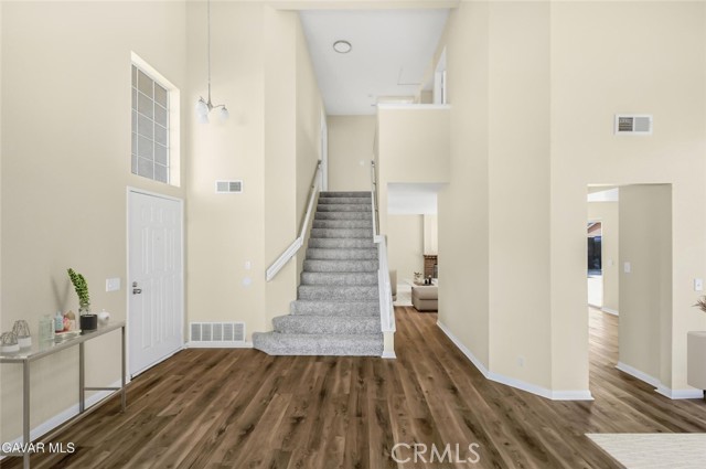 Detail Gallery Image 5 of 24 For 37717 49th, Palmdale,  CA 93552 - 3 Beds | 3 Baths