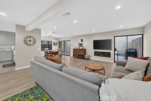 56 Glenflow Court photo 7