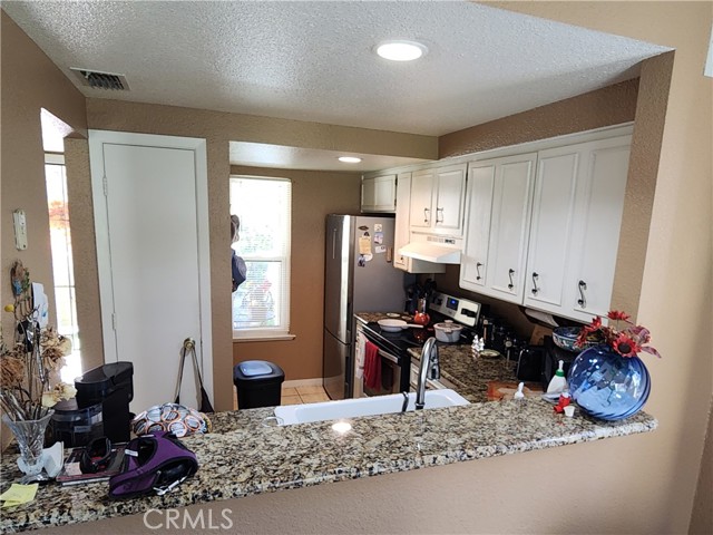 Detail Gallery Image 10 of 32 For 2820 Pennyroyal, Chico,  CA 95928 - 2 Beds | 1/1 Baths