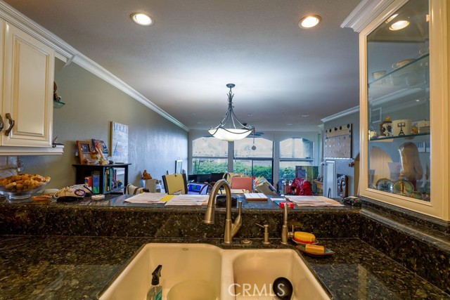 Detail Gallery Image 10 of 26 For 5103 Marina Pacifica Drive South #KEY# 20,  Long Beach,  CA 90803 - 1 Beds | 1 Baths