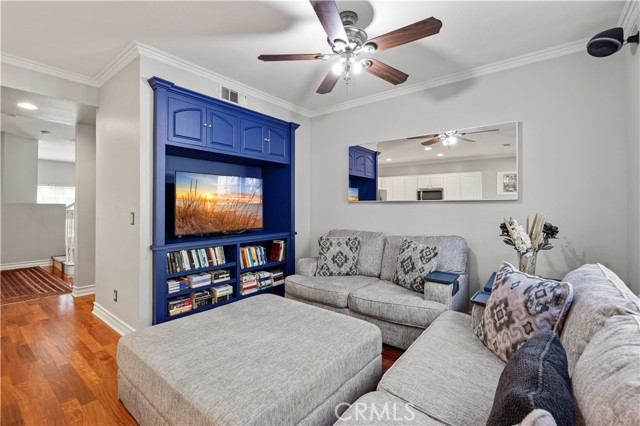 23402 Brookdale Lane, Valencia CA: https://media.crmls.org/medias/23c2048b-ac3a-45a8-bd85-66b87fb890a7.jpg